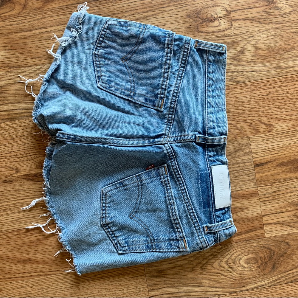 Re Done Levi Shorts - Picture 2 of 3
